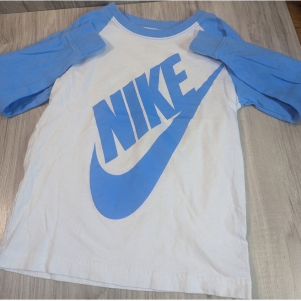 THE NIKE TEE Boys Size 7 Blue White Baseball Raglan Shirt Swoosh Logo